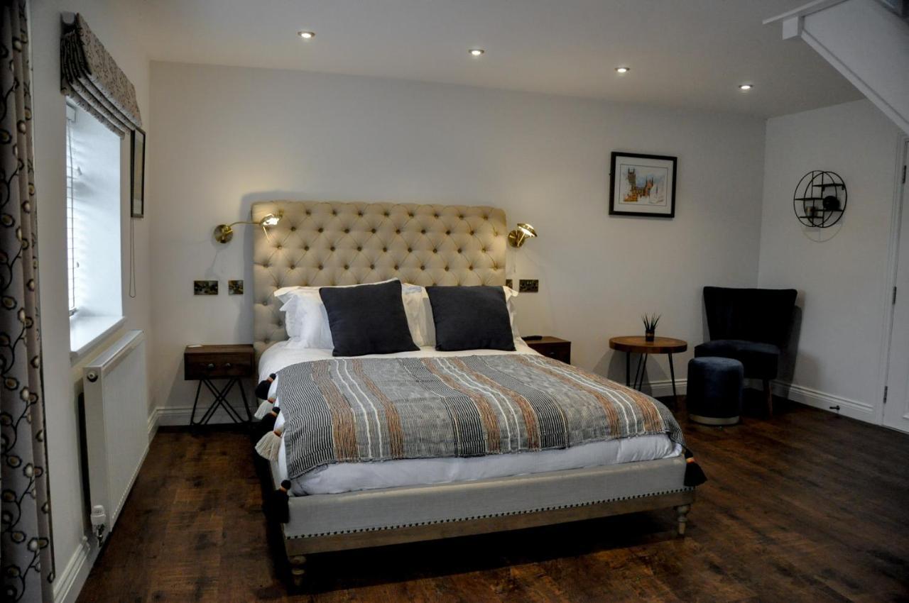 Upstairs At 33 - Self Check In Boutique Accommodation In Worcester Centre Esterno foto